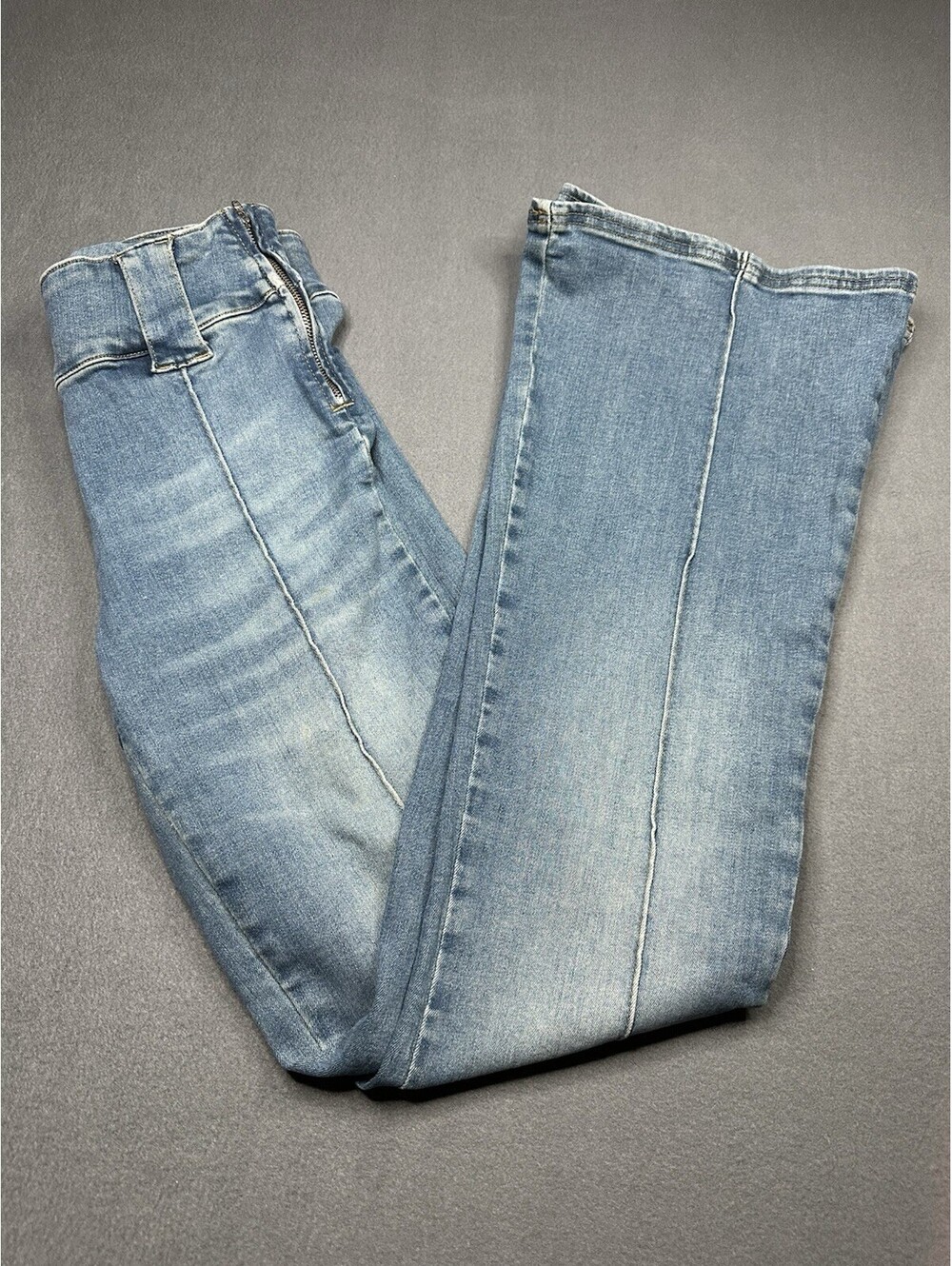 Bdg urban out fitters, blue flare size 29x32